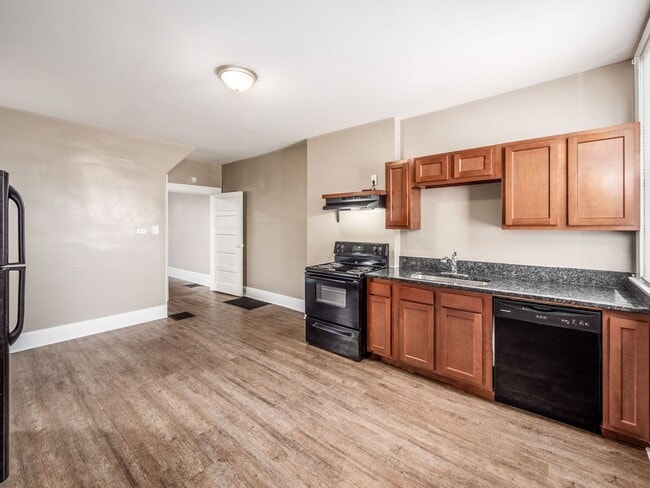 Building Photo - 89 E Patterson Ave