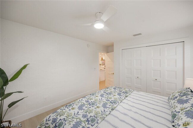 Building Photo - 4525 Fluvia Ave