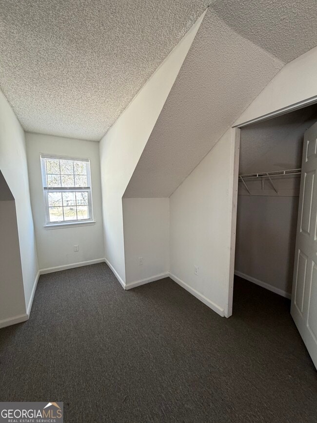 Building Photo - 303 Madison Ave