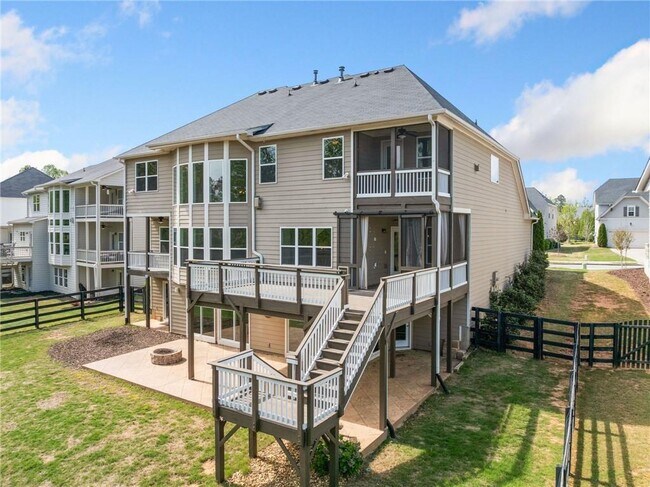 Building Photo - 4180 Woodwind Dr