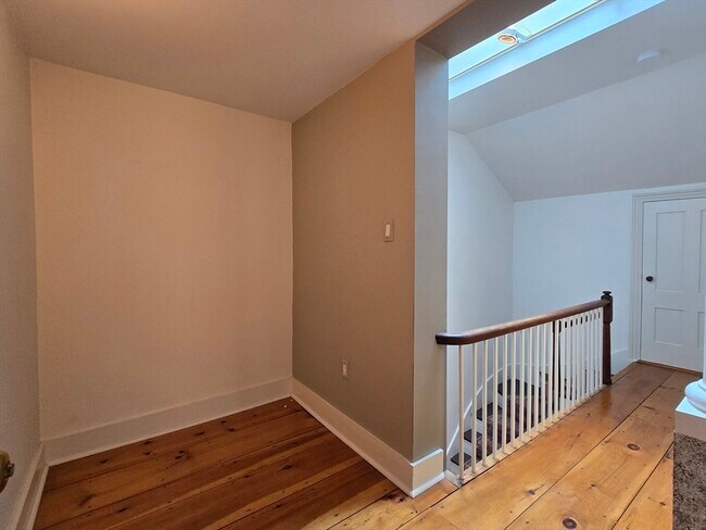 Building Photo - 61 Otis St