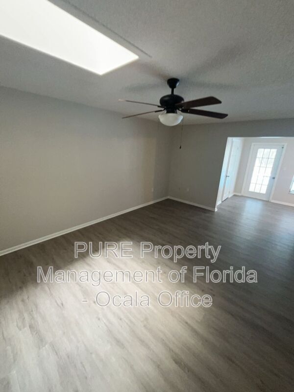 Building Photo - 3135 SW 97th St