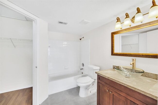 Building Photo - 2210 Grand Cayman Ct