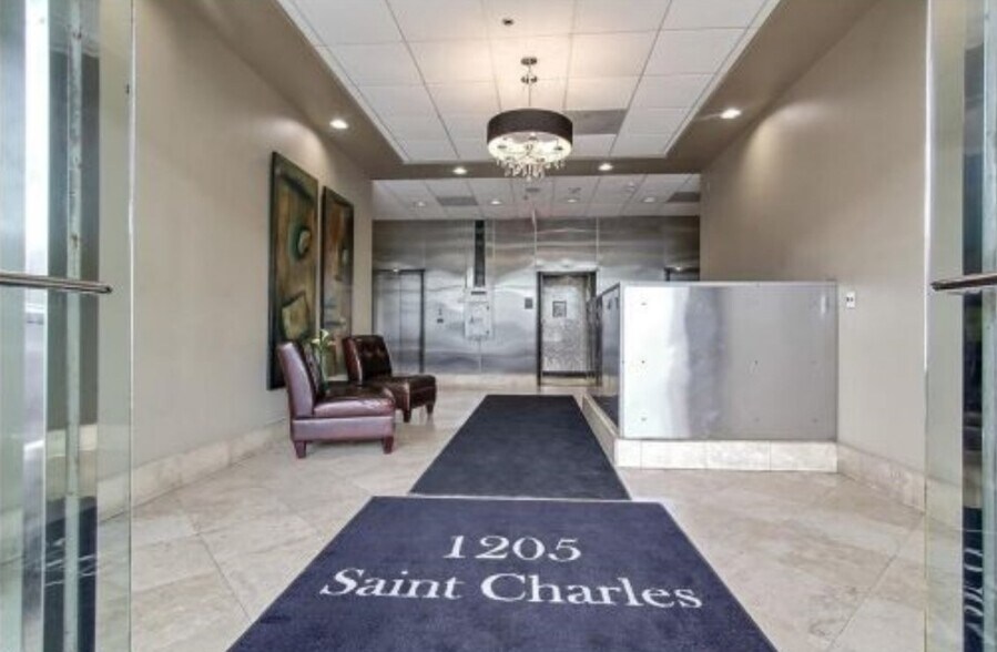 Building Photo - 1205 Saint Charles Ave