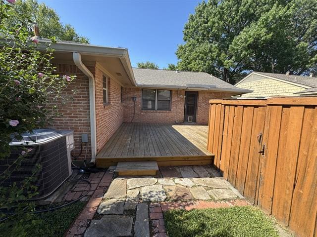 Building Photo - 7325 Rockhurst Dr
