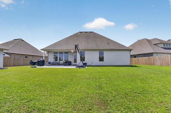 Building Photo - 7905 Camellia Bud Ct