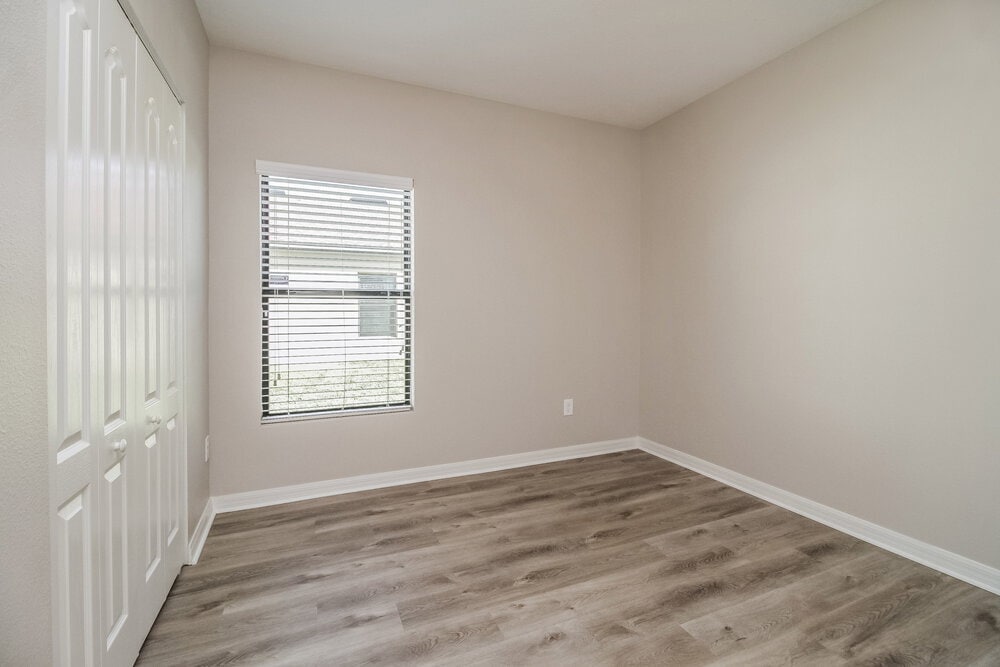 Building Photo - 2591 Vineyard Cir