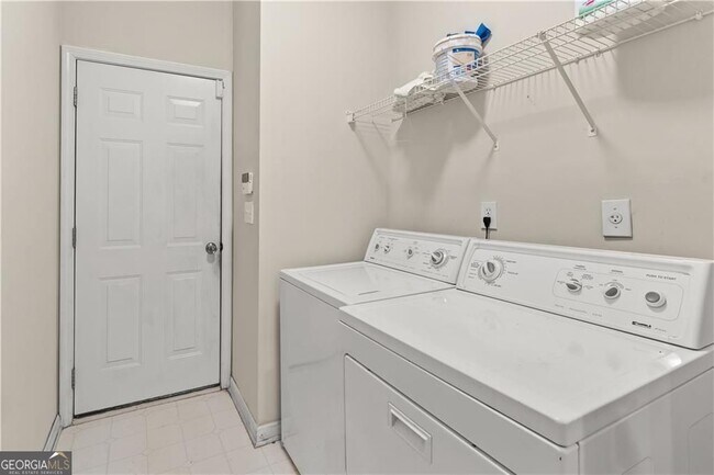 Building Photo - 4610 Planters Hill Dr