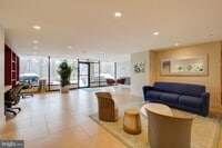 Building Photo - 3800 Powell Ln