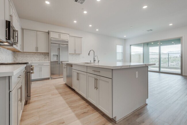 Building Photo - Single story in the exclusive master planned community of Heritage in Stonebridge!