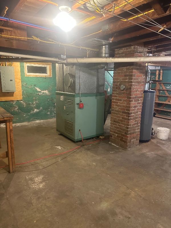 Building Photo - 273 VT-2B