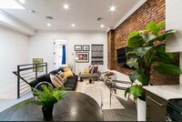 Building Photo - 2 bedroom in Brooklyn NY 11221