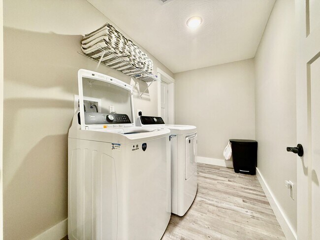 Building Photo - Bright New 5 Bedroom Ranch Retreat In West Chester