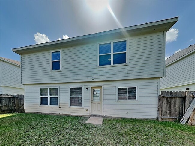 Building Photo - 3642 Apple Dale Dr