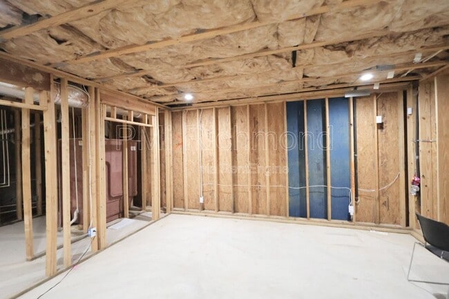 Building Photo - 14106 Shallow Creek Ln