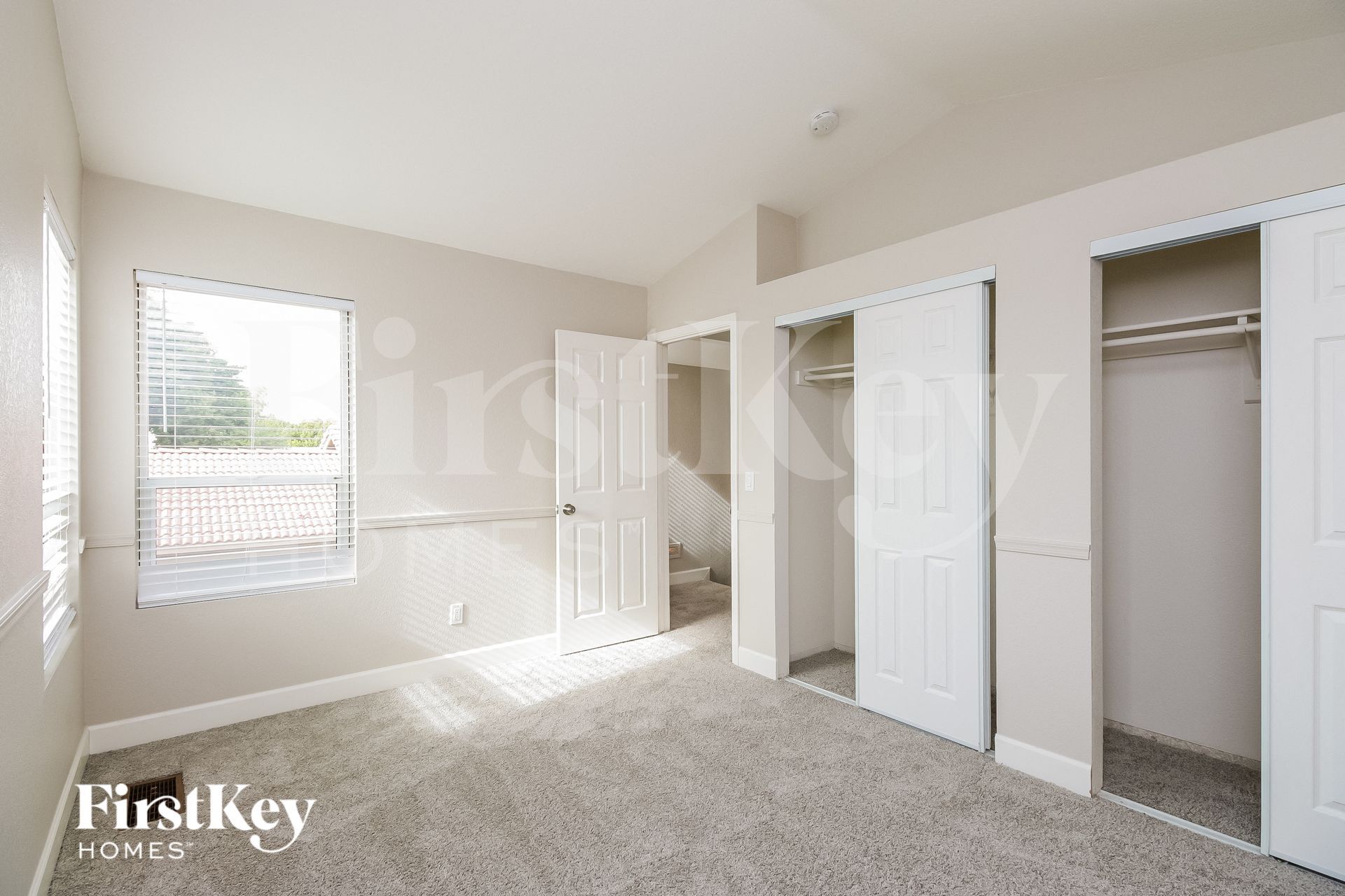 Building Photo - 121 W Gary Way