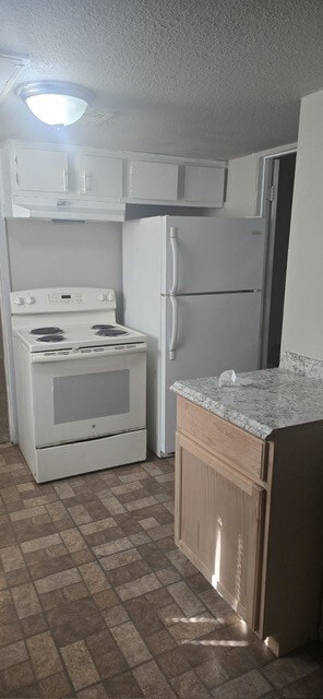 Building Photo - 6200 W Tidwell Rd