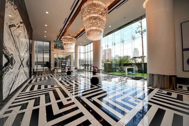 Building Photo - 4521 San Felipe St