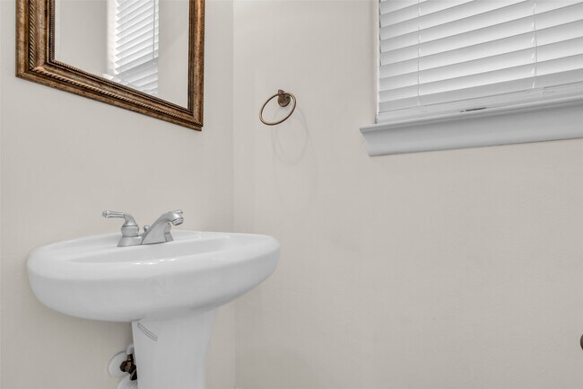 Building Photo - 1803 Stacy Crest