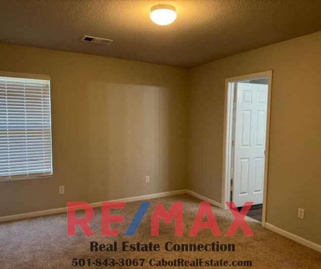 Building Photo - Sorry No Smoking and No Pets Permitted