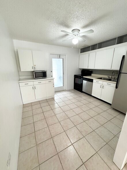 Kitchen - 603 124th Street Gulf