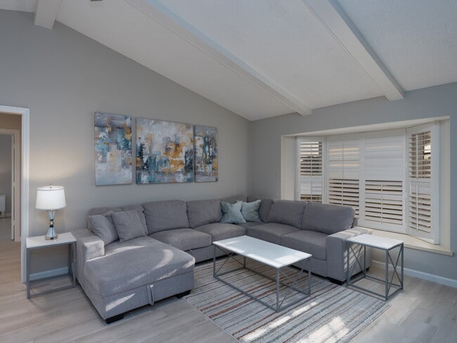 Building Photo - Turkey Furnished 3 Bed Pool Home in Venice