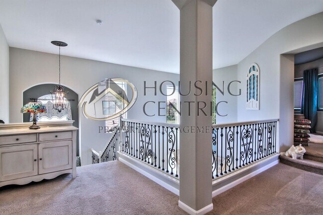 Building Photo - Serrano Executive 4bd/4.5ba Executive Home with Pool, Spa & 4-Car Garage!