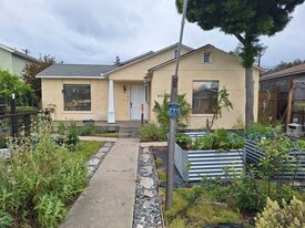 Building Photo - 633 Trevethan Ave