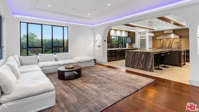 Building Photo - 7801 Hillside Ave