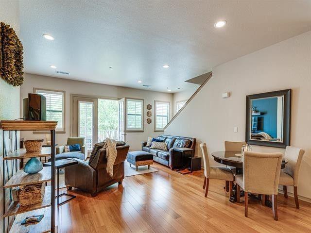 Building Photo - 1207 Beaconsfield Lane