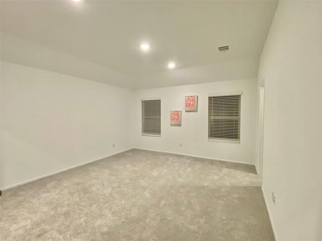 Building Photo - 3724 Moss Hl Rd