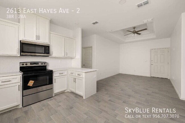 Building Photo - 2613 W Hayes Ave