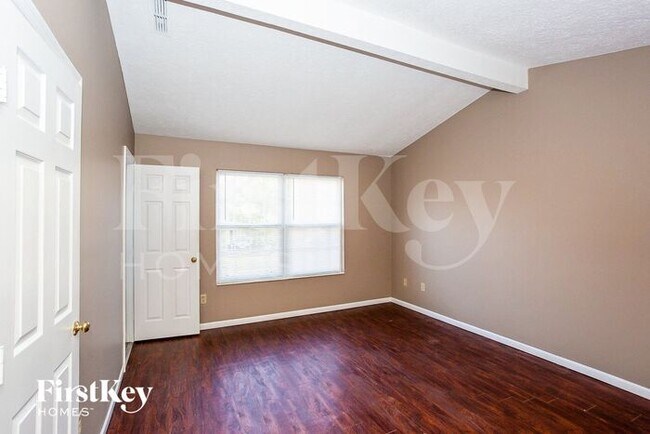 Building Photo - 12645 Roan Ln