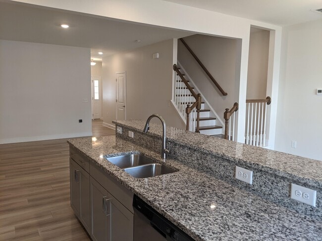 Building Photo - 1413 Sunset Peak Wy