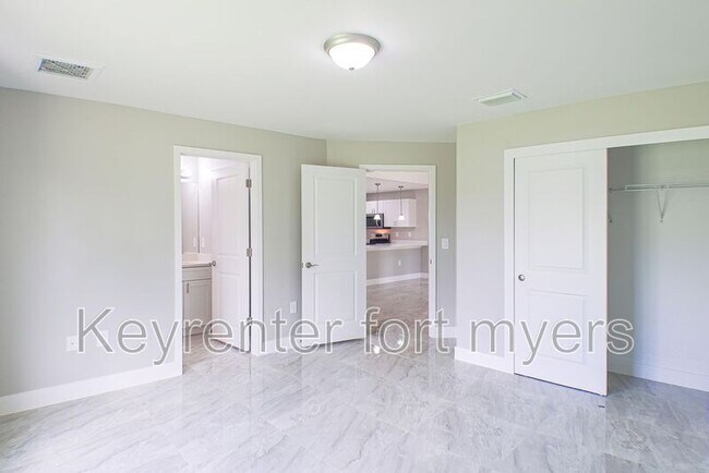 Building Photo - 2020 East 12th Street