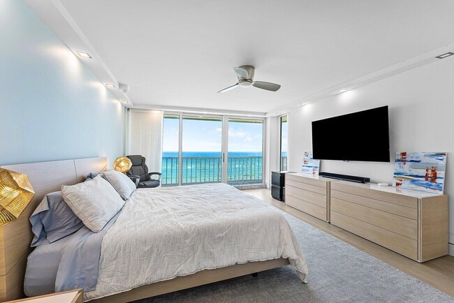 Building Photo - 3211 S Ocean Blvd