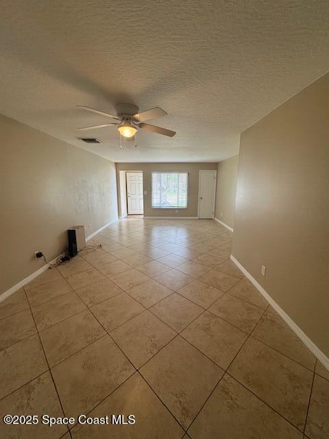 Building Photo - 125 Christine Cir