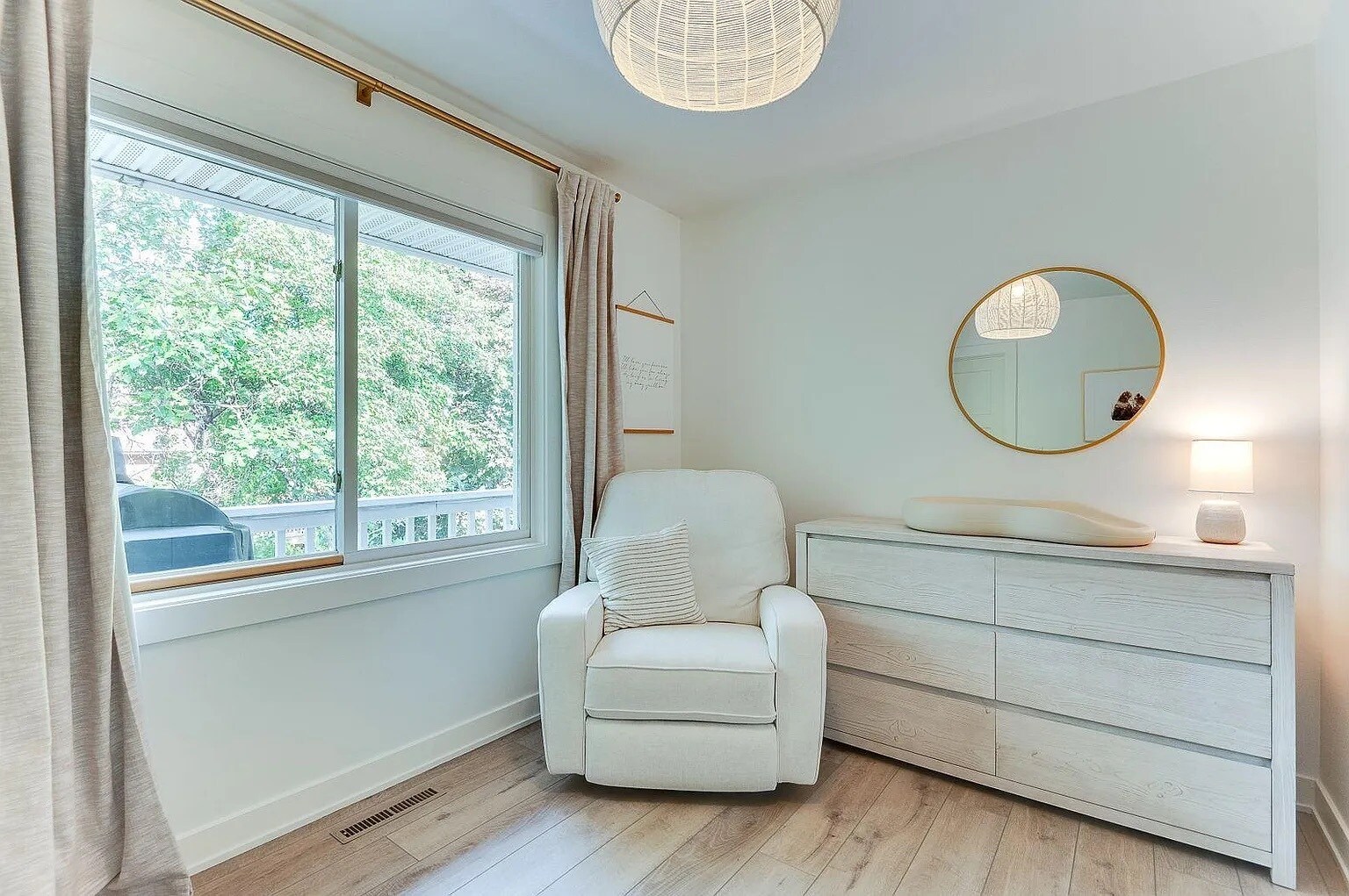 Building Photo - 13956 Brunswick Ave S