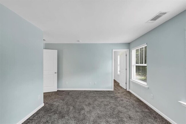 Building Photo - 59 Creighton Ln