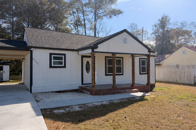 Building Photo - 1155 6th St SW