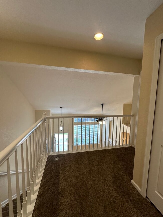 Building Photo - Beautiful 2BD/2.5BA Lafayette Home!