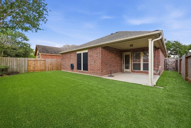 Building Photo - 20931 Hamlet Ridge Ln