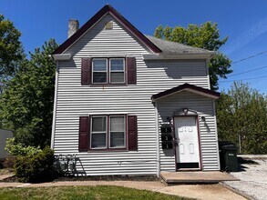 Building Photo - WAH1012