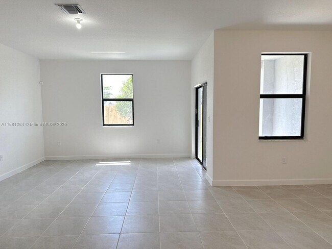 Building Photo - 28647 SW 129th Ct