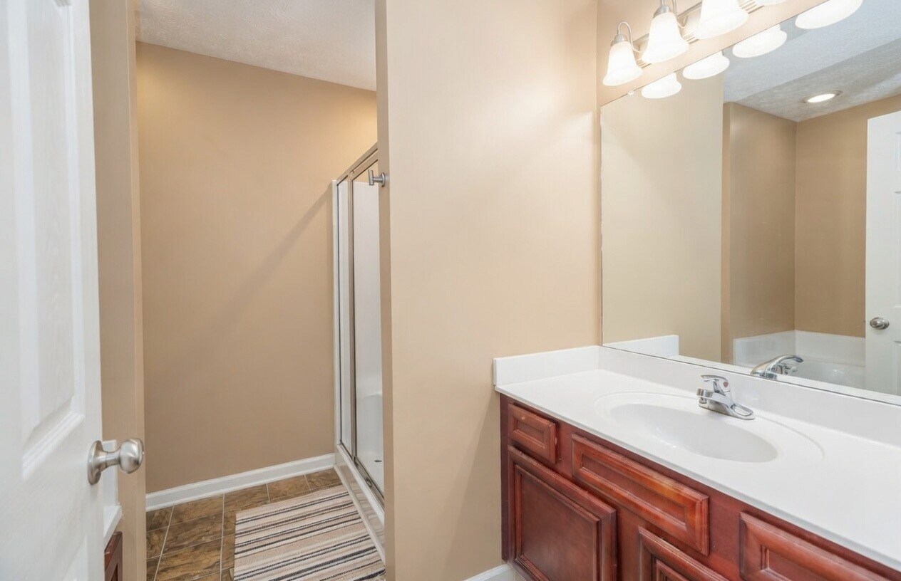 Building Photo - 408 Cedar Hollow Dr