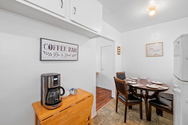 Kitchen - 11053 Venice Blvd