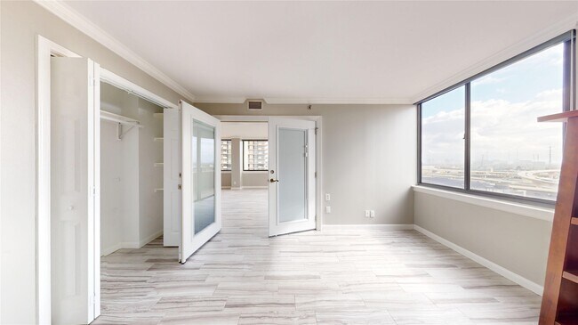 Building Photo - 3525 Sage Rd