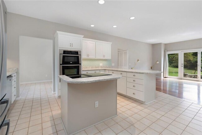 Building Photo - 110 Osprey Dr