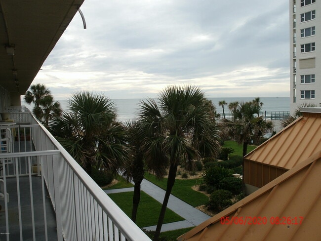 Building Photo - 2043 S Atlantic Ave