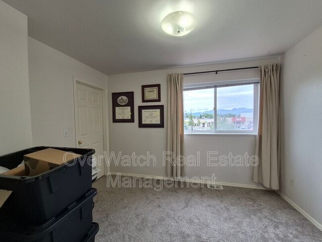 Building Photo - 3926 Lakehurst Cir